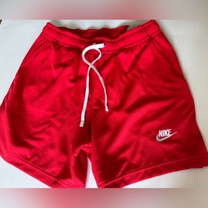 Nike men’s club fit flow shorts Red men’s size small never worn NWT